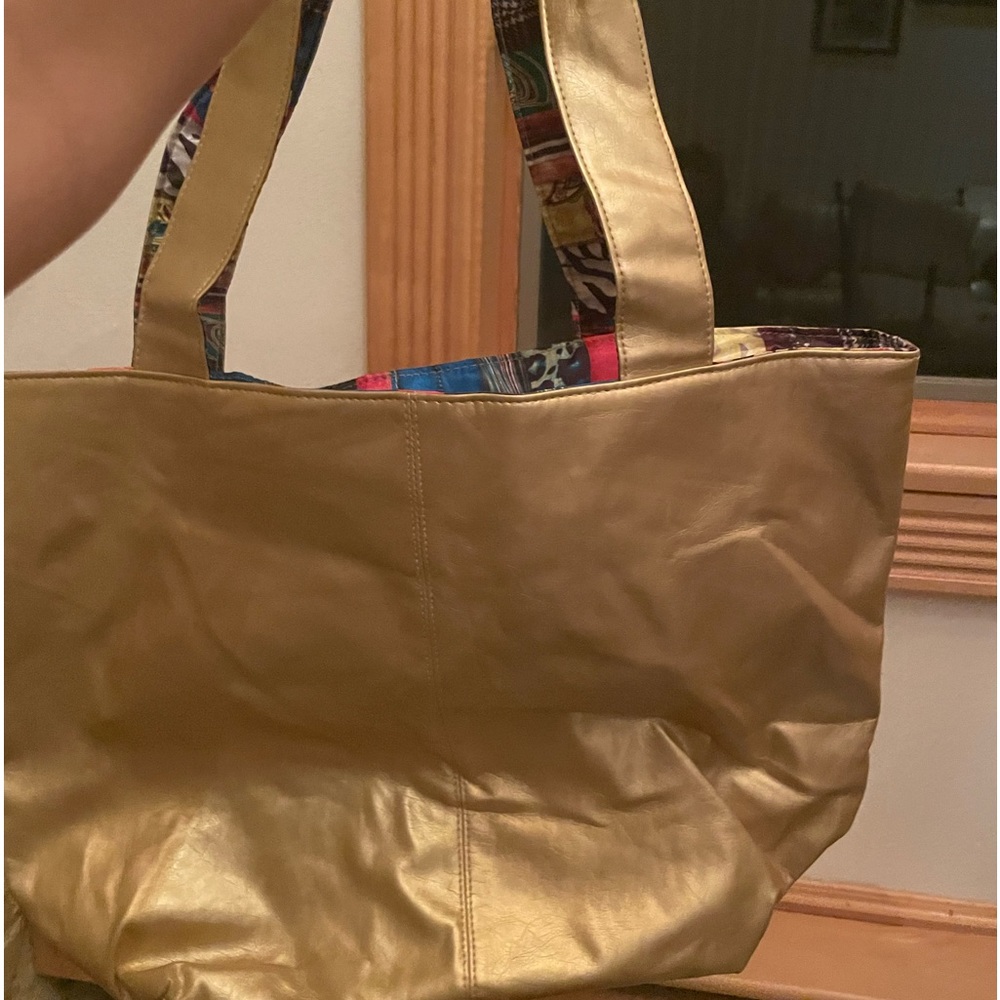 New Gold Shoulder Bag